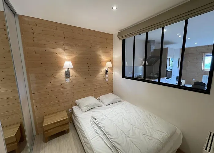 Apartment Cosy 6 Couchages, Acces Pistes, Parking - Fr-1-787-1 *