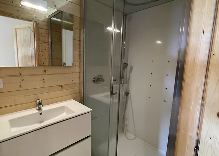 Cosy 6 Couchages, Acces Pistes, Parking - Fr-1-787-1 Apartment *